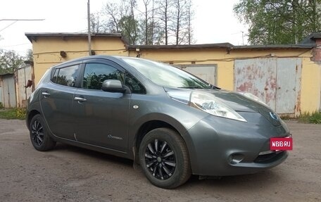 Nissan Leaf I, 2014 год, 880 000 рублей, 2 фотография