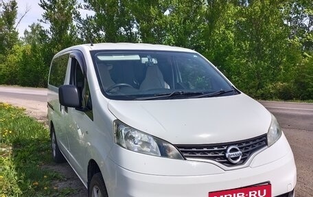 Nissan NV200, 2016 год, 1 273 000 рублей, 2 фотография