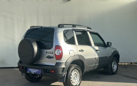Chevrolet Niva I рестайлинг, 2018 год, 730 000 рублей, 4 фотография