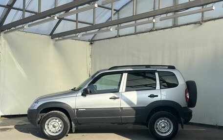 Chevrolet Niva I рестайлинг, 2018 год, 730 000 рублей, 8 фотография