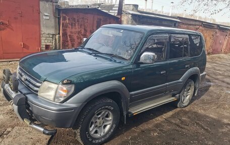 Toyota Land Cruiser Prado 90 рестайлинг, 1997 год, 750 000 рублей, 2 фотография