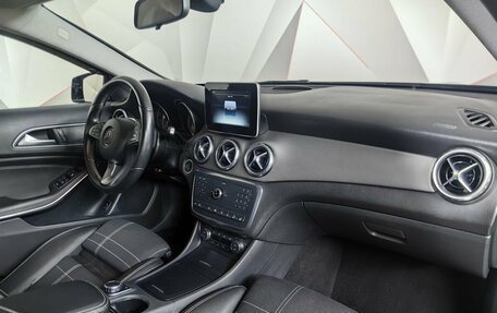 Mercedes-Benz GLA, 2015 год, 1 895 000 рублей, 13 фотография
