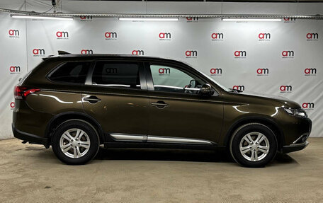 Mitsubishi Outlander III рестайлинг 3, 2018 год, 1 749 000 рублей, 8 фотография