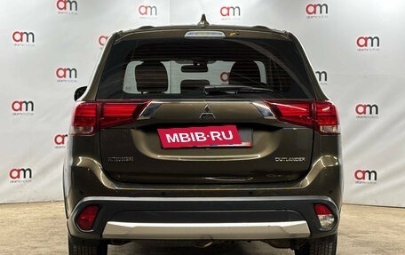 Mitsubishi Outlander III рестайлинг 3, 2018 год, 1 749 000 рублей, 5 фотография
