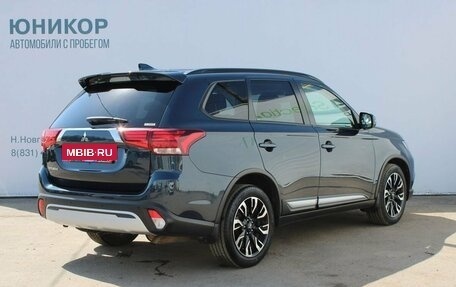 Mitsubishi Outlander III рестайлинг 3, 2021 год, 2 259 000 рублей, 5 фотография