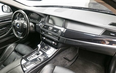 BMW 5 серия, 2016 год, 1 939 000 рублей, 7 фотография