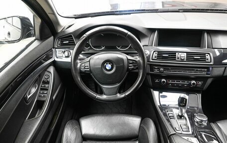 BMW 5 серия, 2016 год, 1 939 000 рублей, 9 фотография
