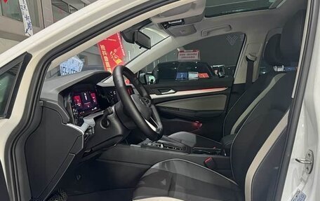 Volkswagen Golf VIII, 2023 год, 1 520 000 рублей, 7 фотография