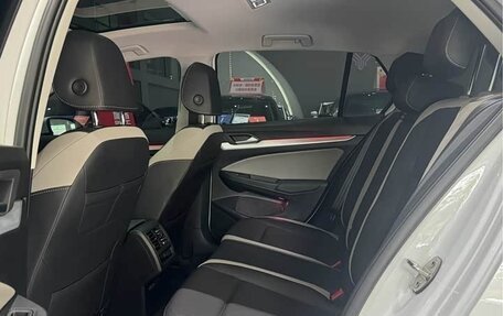 Volkswagen Golf VIII, 2023 год, 1 520 000 рублей, 8 фотография