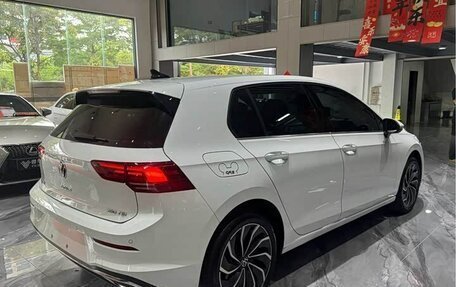 Volkswagen Golf VIII, 2023 год, 1 520 000 рублей, 4 фотография