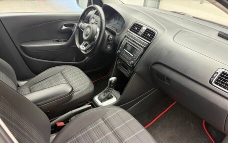Volkswagen Polo VI (EU Market), 2016 год, 999 000 рублей, 18 фотография