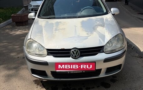 Volkswagen Golf V, 2005 год, 280 000 рублей, 2 фотография