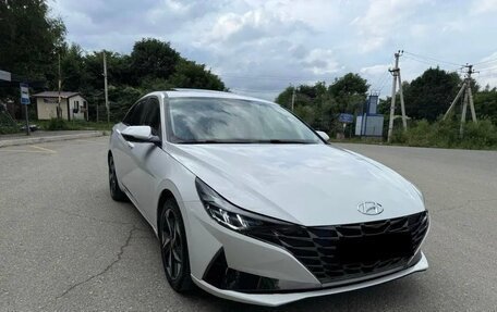 Hyundai Elantra, 2022 год, 1 620 000 рублей, 2 фотография