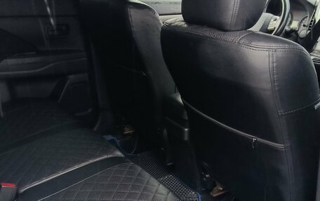 Mitsubishi Outlander III рестайлинг 3, 2013 год, 1 575 000 рублей, 11 фотография