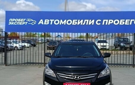 Hyundai Solaris II рестайлинг, 2014 год, 870 000 рублей, 2 фотография