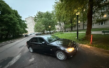 BMW 3 серия, 2009 год, 750 000 рублей, 2 фотография