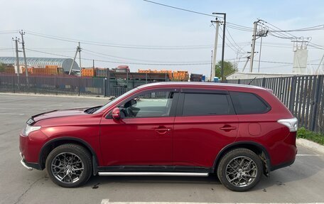 Mitsubishi Outlander III рестайлинг 3, 2014 год, 1 600 000 рублей, 14 фотография
