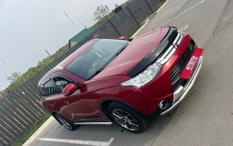 Mitsubishi Outlander III рестайлинг 3, 2014 год, 1 600 000 рублей, 16 фотография
