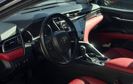 Toyota Camry, 2018 год, 2 440 000 рублей, 11 фотография