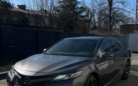 Toyota Camry, 2018 год, 2 440 000 рублей, 2 фотография