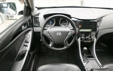 Hyundai Sonata VI, 2012 год, 1 119 000 рублей, 10 фотография