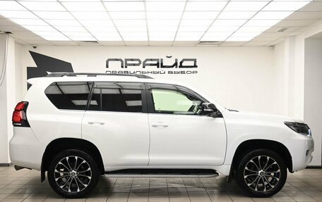 Toyota Land Cruiser Prado 150 рестайлинг 2, 2013 год, 2 979 000 рублей, 6 фотография