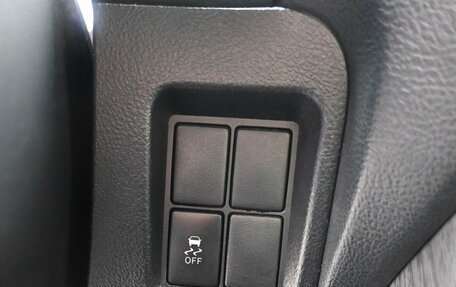 Toyota Land Cruiser Prado 150 рестайлинг 2, 2013 год, 2 979 000 рублей, 21 фотография