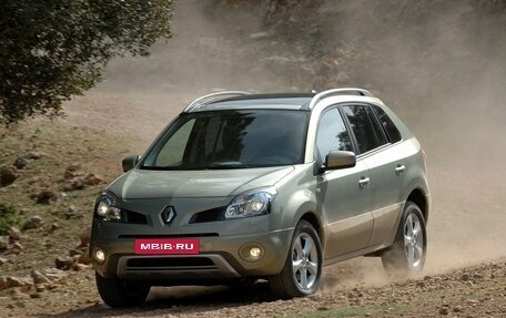 Renault Koleos I рестайлинг 2, 2010 год, 700 000 рублей, 1 фотография