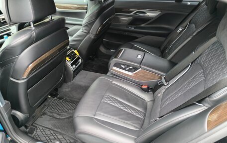 BMW 7 серия, 2021 год, 6 100 000 рублей, 12 фотография