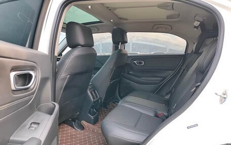Honda Vezel, 2023 год, 1 990 021 рублей, 11 фотография