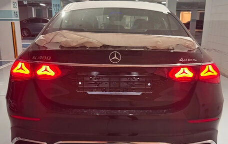 Mercedes-Benz E-Класс, 2026 год, 9 900 000 рублей, 4 фотография