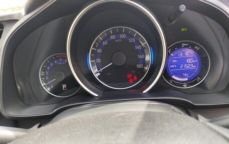 Honda Fit III, 2015 год, 840 000 рублей, 3 фотография