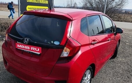 Honda Fit III, 2015 год, 840 000 рублей, 5 фотография