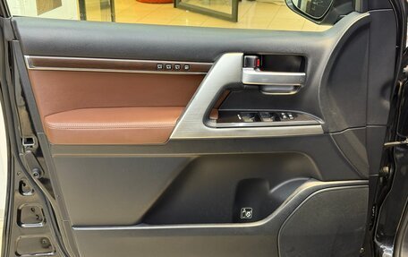Toyota Land Cruiser 200, 2016 год, 5 190 008 рублей, 17 фотография