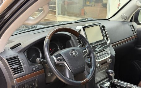 Toyota Land Cruiser 200, 2016 год, 5 190 008 рублей, 25 фотография