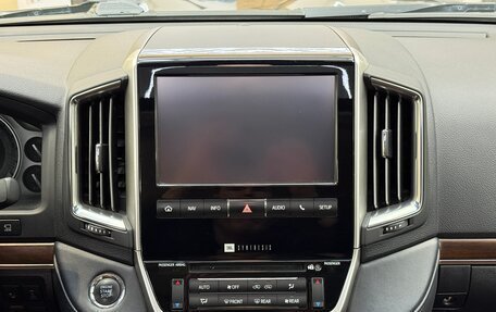 Toyota Land Cruiser 200, 2016 год, 5 190 008 рублей, 26 фотография