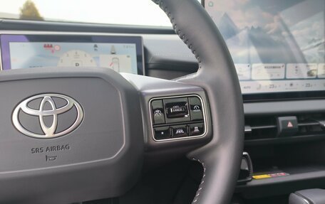 Toyota RAV4, 2026 год, 4 290 000 рублей, 32 фотография