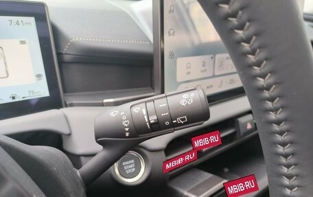 Toyota RAV4, 2026 год, 4 290 000 рублей, 33 фотография