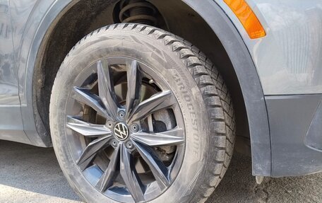 Volkswagen Tiguan II, 2021 год, 3 800 000 рублей, 11 фотография