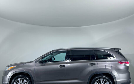 Toyota Highlander III, 2014 год, 2 599 000 рублей, 8 фотография