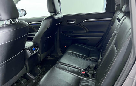 Toyota Highlander III, 2014 год, 2 599 000 рублей, 33 фотография