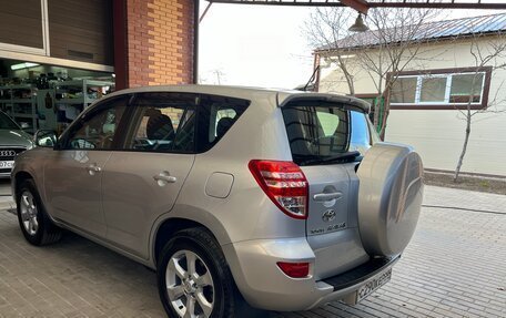 Toyota RAV4, 2011 год, 2 300 000 рублей, 4 фотография
