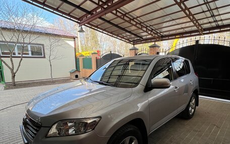 Toyota RAV4, 2011 год, 2 300 000 рублей, 2 фотография