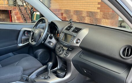 Toyota RAV4, 2011 год, 2 300 000 рублей, 8 фотография