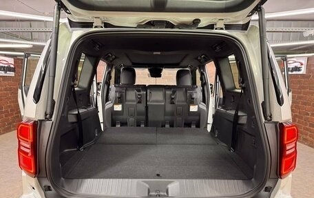 Toyota Land Cruiser Prado, 2025 год, 10 350 000 рублей, 33 фотография