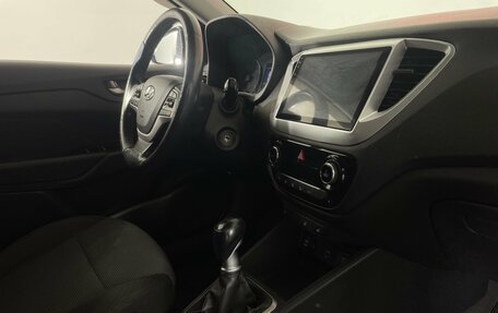 Hyundai Solaris II рестайлинг, 2019 год, 940 000 рублей, 14 фотография