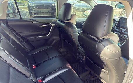 Toyota RAV4, 2019 год, 2 950 000 рублей, 7 фотография