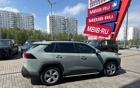 Toyota RAV4, 2019 год, 2 950 000 рублей, 13 фотография