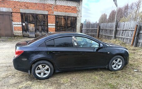 Chevrolet Cruze II, 2012 год, 670 000 рублей, 2 фотография
