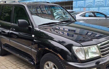 Toyota Land Cruiser 100 рестайлинг 2, 2004 год, 1 500 000 рублей, 6 фотография